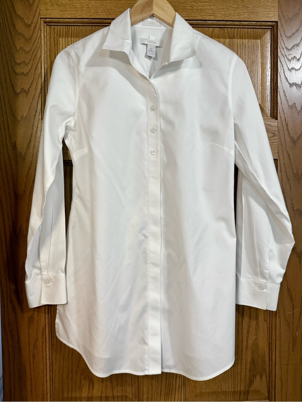 Chico's White Long Sleeve Button-Down Shirt Tunic -size 0